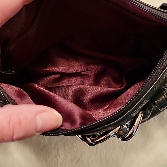 Coach Chic Black Pebbled Leather Wristlet with Silver Accents Hangtag - Picture 7 of 7